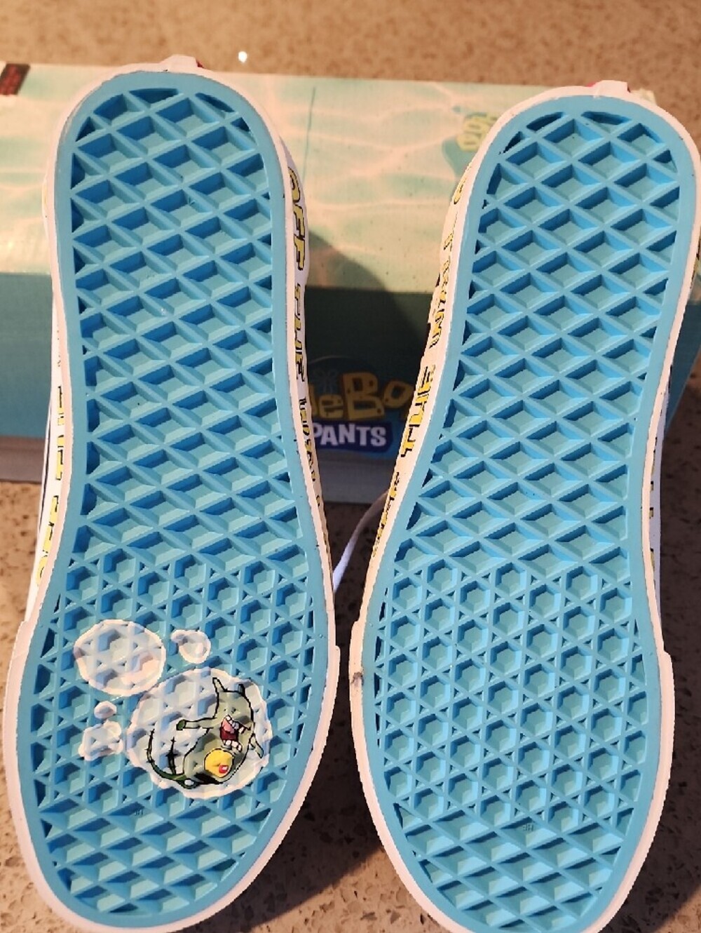 Vans Kids Checkerboard SpongeBob Skate Shoes in Black & Yellow - Picture 3 of 4